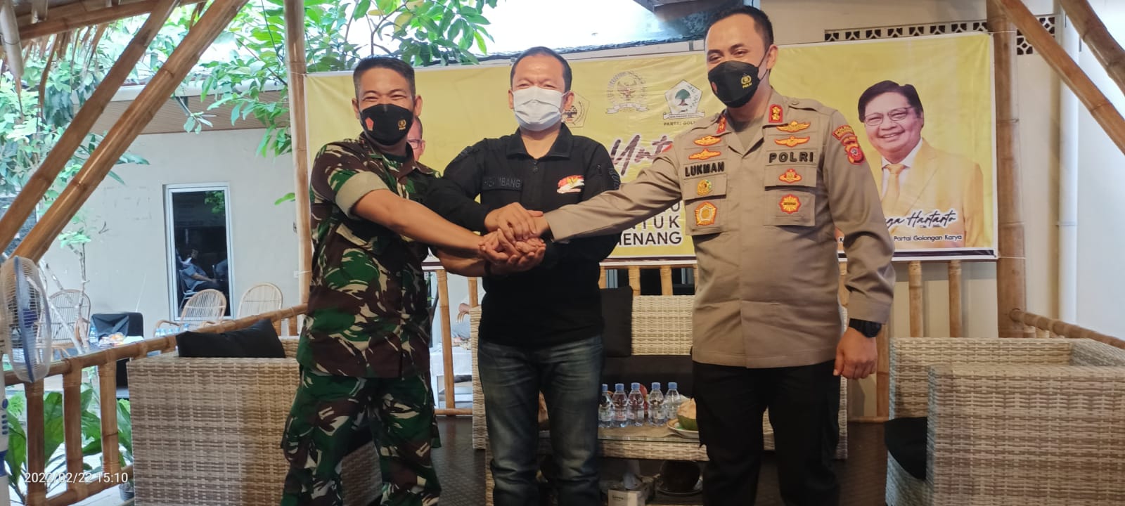 H Bambang Hermanto Anggota DPR RI di dampingi Kapolres Indramayu Indramayu AKBP M Lukman Syarif SIK, Dandim 0616 lndramayu Letkol lnf Teguh Wibowo/Dok Kamaludin
