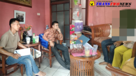 Ketua PBH DPC PERADI Sumedang, Ahmad Kamaludin, S.Sy., M.H., CH., CHT, bersama rekan-rekan advokat