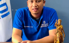 Ahmad Kamaludin, S.Sy.,M.H.,CH.,CHt